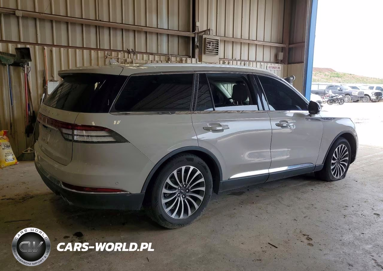 2020 Lincoln Aviator Reserve VIN:5LM5J7WC1LGL11485 - 3