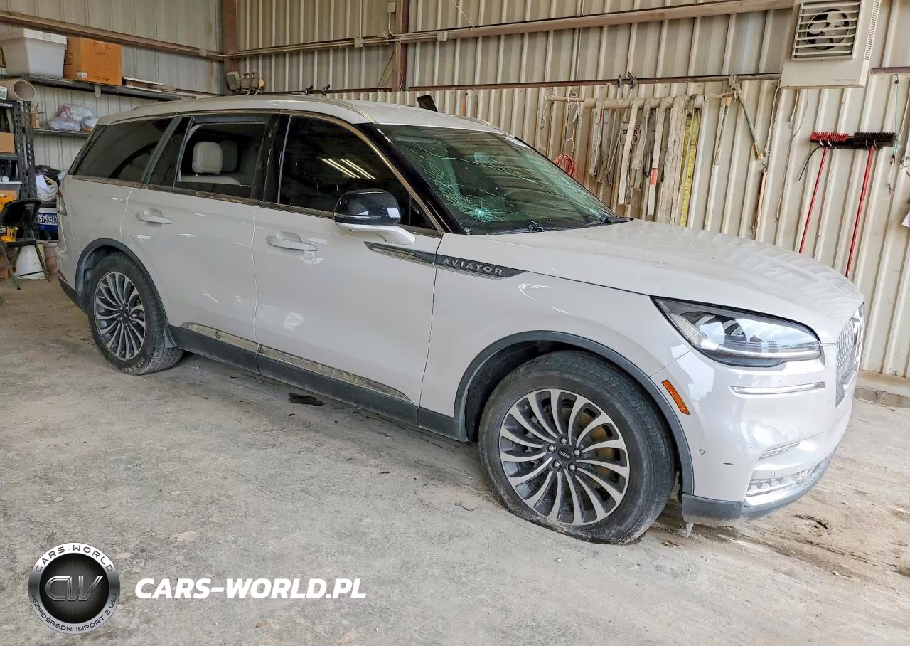 2020 Lincoln Aviator Reserve VIN:5LM5J7WC1LGL11485 - 4