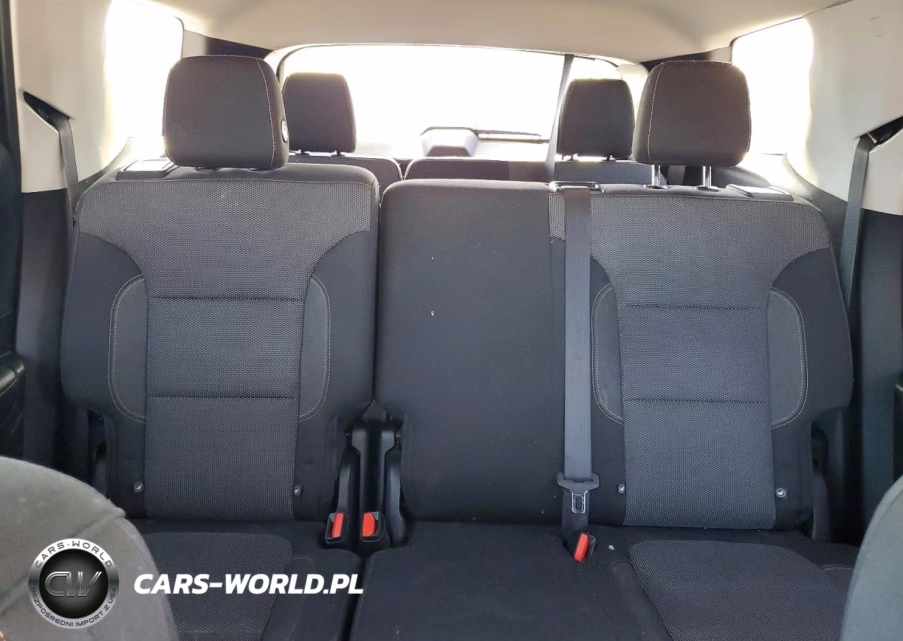 2018 Chevrolet Traverse Lt VIN:1GNERGKWXJJ192827 - 10