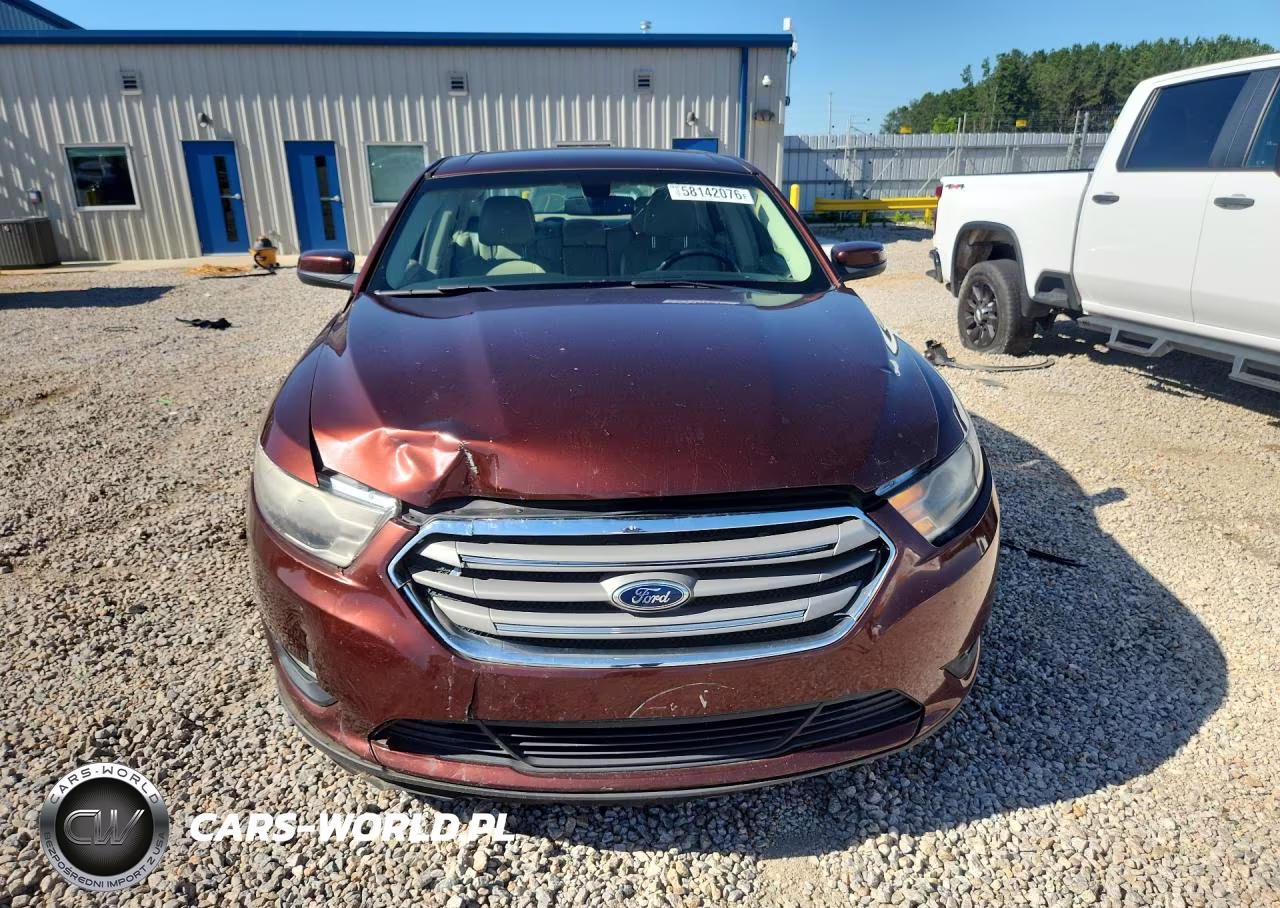 2015 Ford Taurus Sel VIN:1FAHP2E82FG187949 - 5