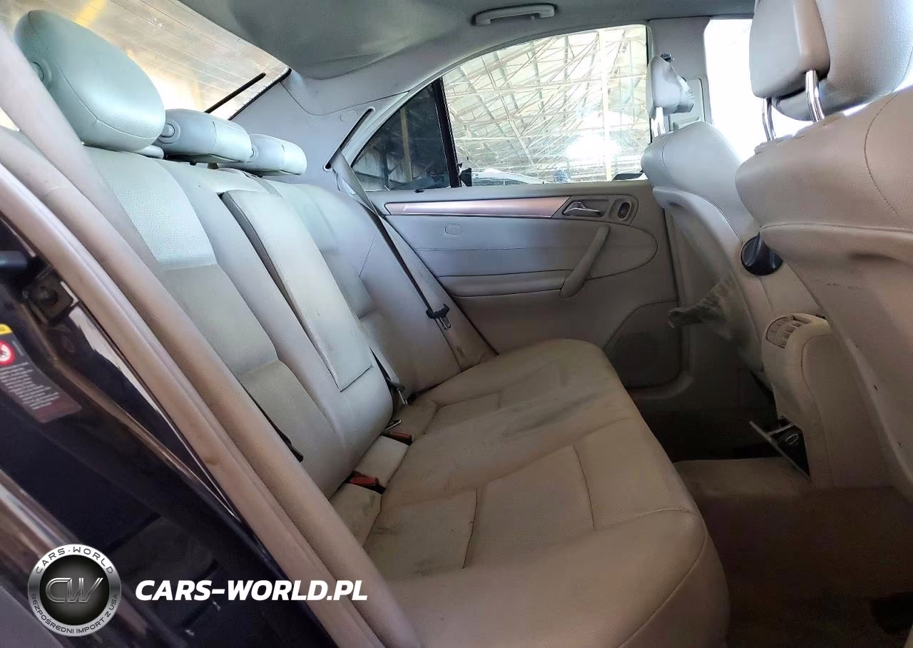 2005 Mercedes-Benz C 230K Sport Sedan VIN:WDBRF40J05F606701 - 10