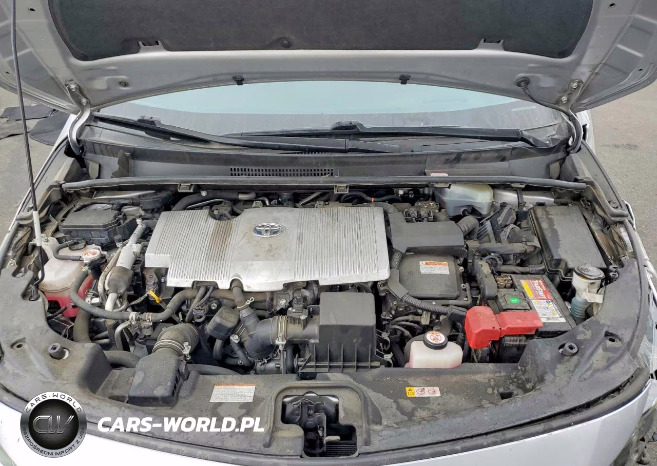2021 Toyota Prius Prime Limited VIN:JTDKAMFP8M3165185 - 11