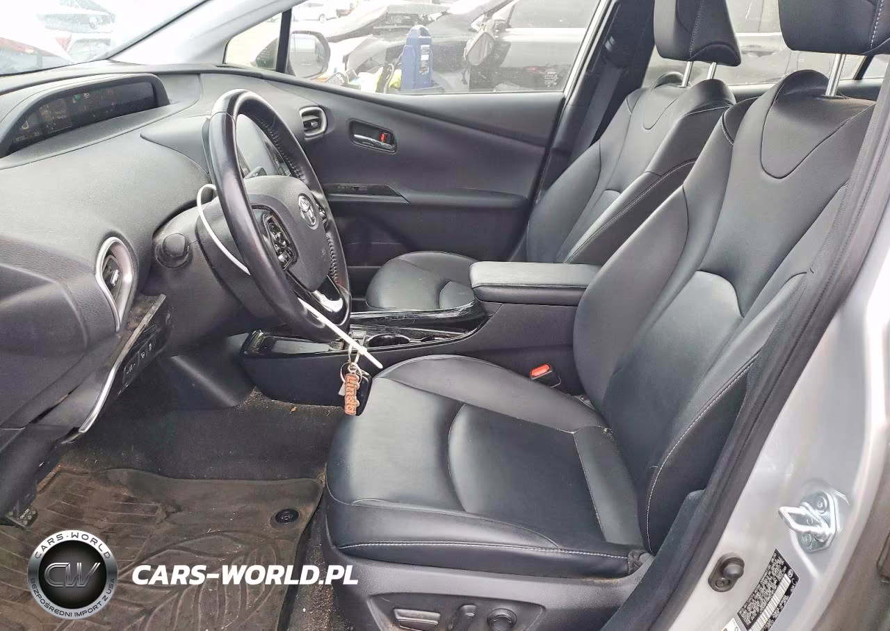 2021 Toyota Prius Prime Limited VIN:JTDKAMFP8M3165185 - 7