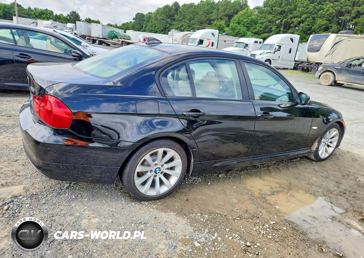 2011 BMW 328 I VIN:WBAPH7C59BE461627 - 3