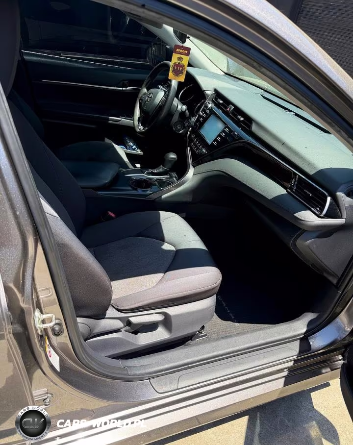 2019 Toyota Camry L VIN:4T1B11HK2KU212309 - 5