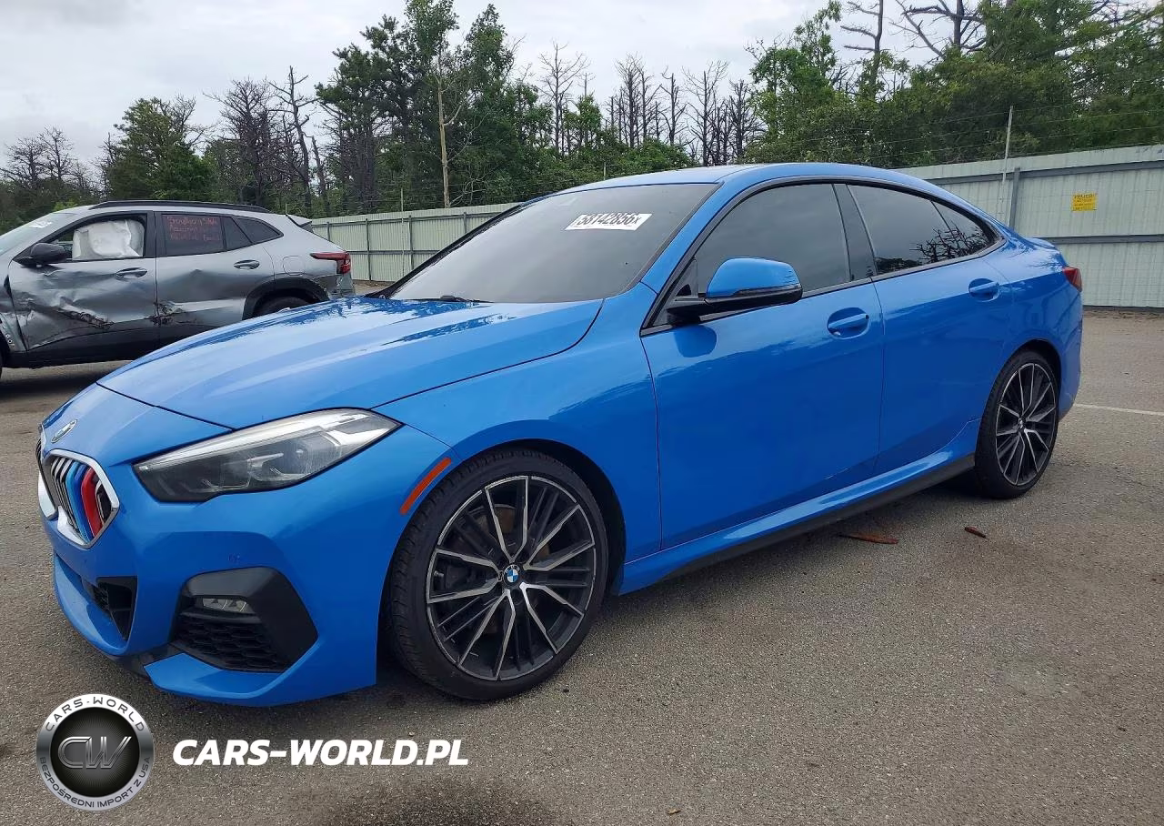 2021 BMW 228Xi – zdjęcie 1 z 12