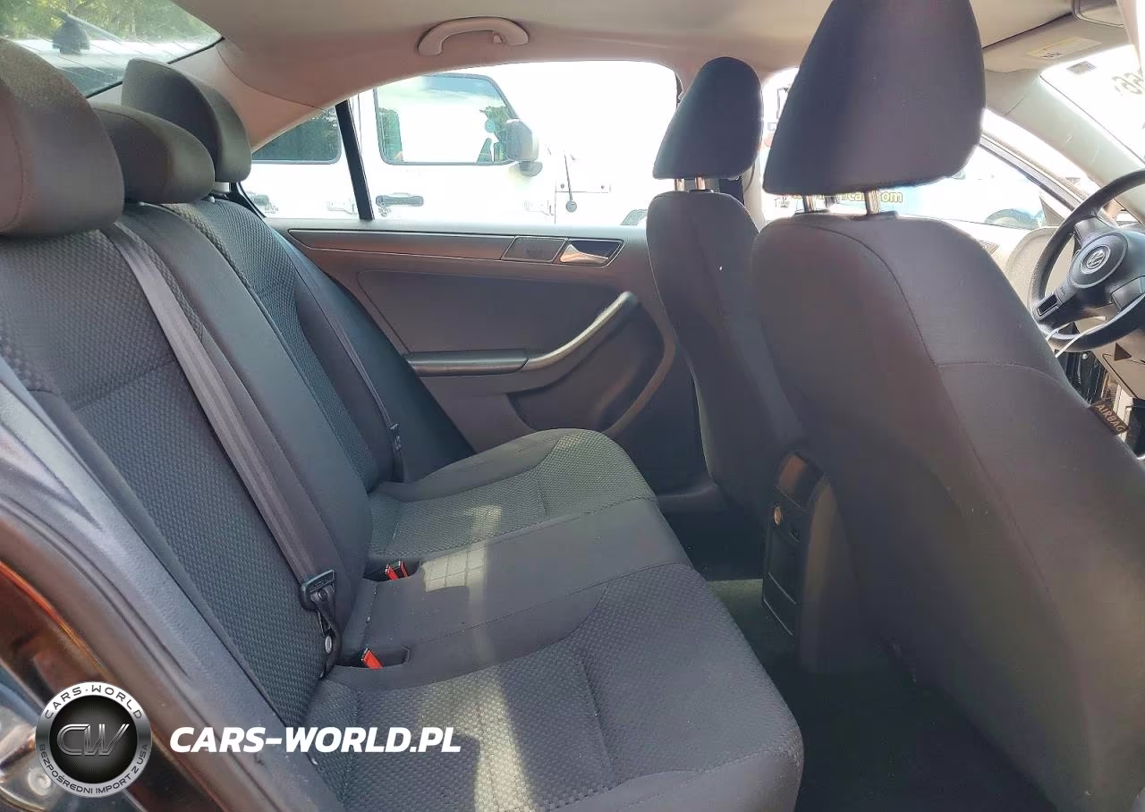 2014 Volkswagen Jetta Base VIN:3VW2K7AJXEM406095 - 10