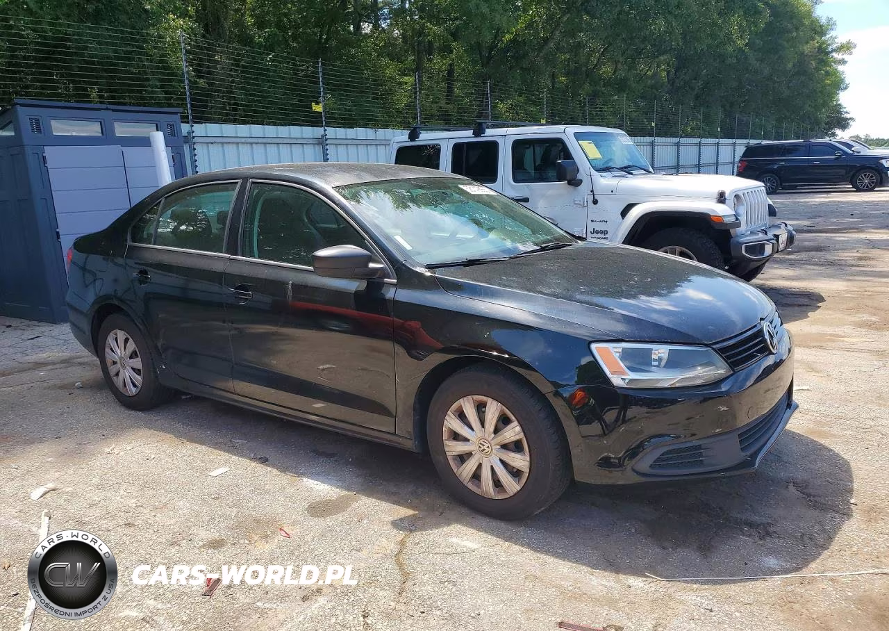 2014 Volkswagen Jetta Base VIN:3VW2K7AJXEM406095 - 4