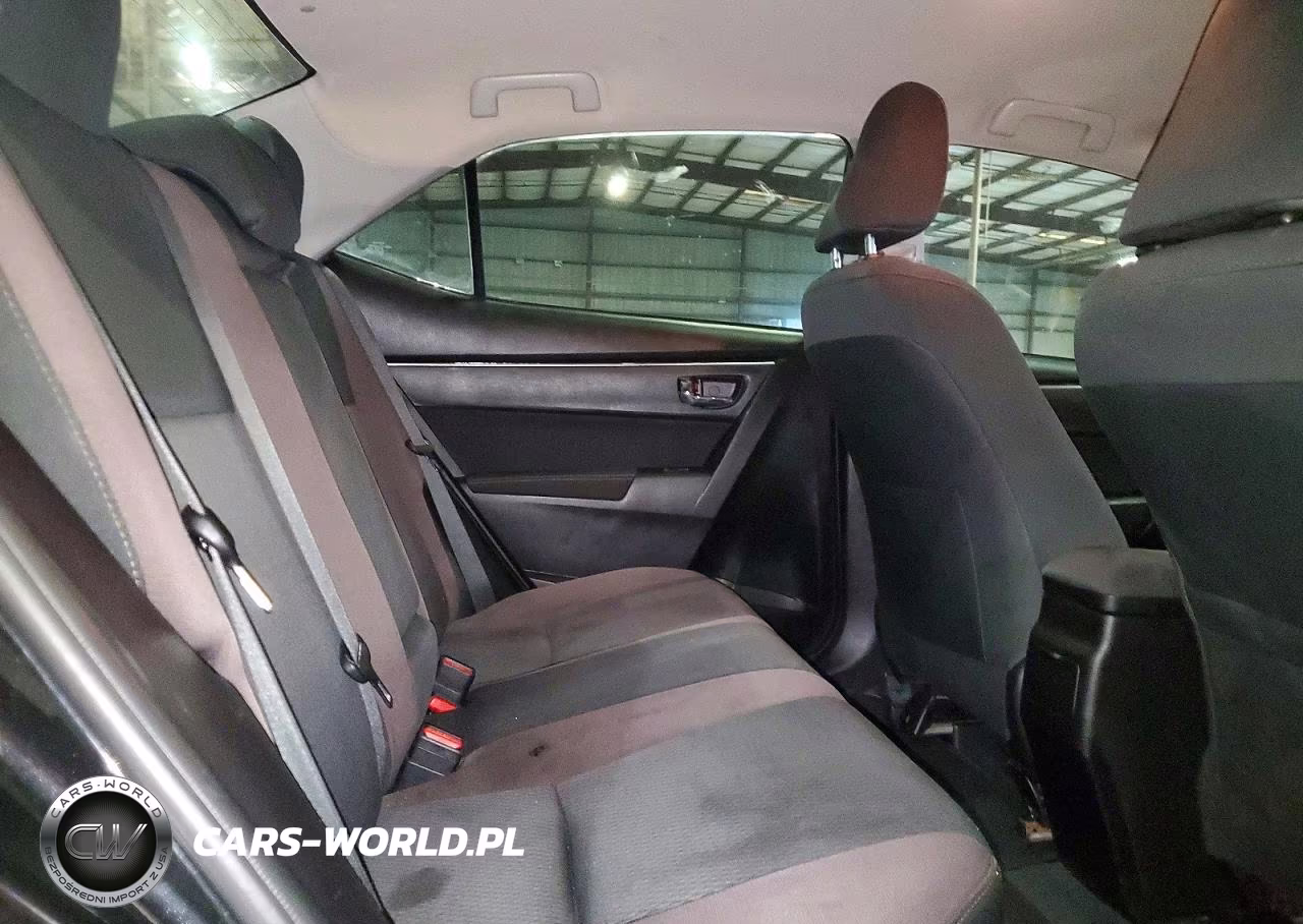 2017 Toyota Corolla Le VIN:5YFBURHE8HP712131 - 10