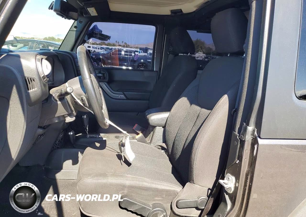 2017 Jeep Wrangler Sport VIN:1C4AJWAG4HL640044 - 7
