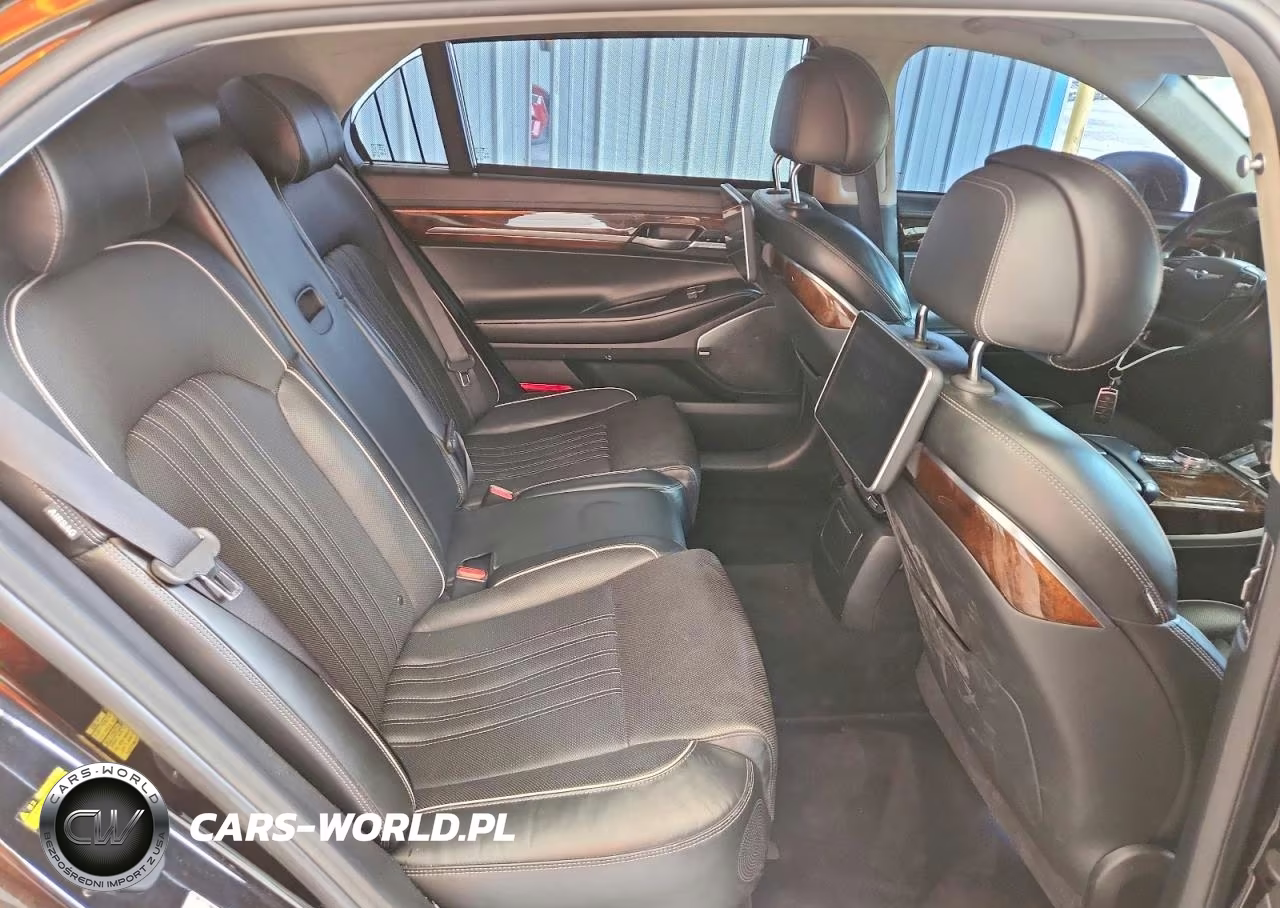 2018 Genesis G90 Ultimate VIN:KMHG54JH9JU042765 - 10