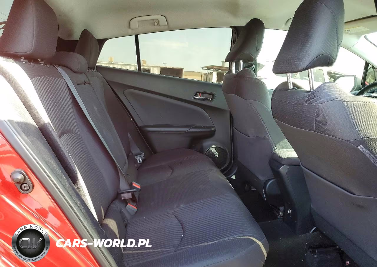 2016 Toyota Prius Two VIN:JTDKBRFU8G3524247 - 10