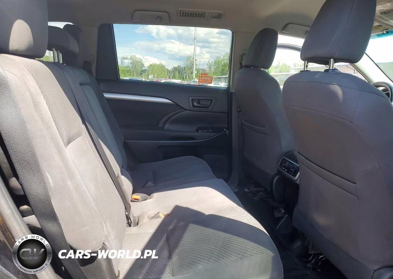 2019 Toyota Highlander Le VIN:5TDBZRFH8KS723031 - 11