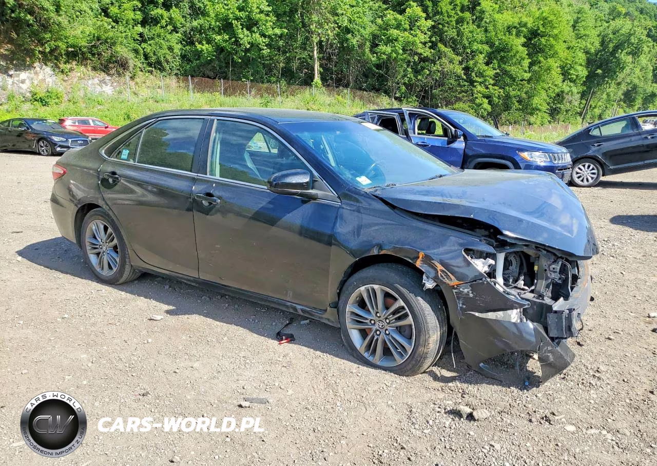 2017 Toyota Camry Se VIN:4T1BF1FK9HU353763 - 4