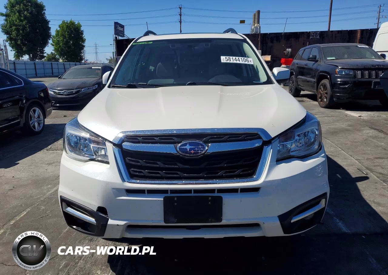2018 Subaru Forester 2.5I Premium VIN:JF2SJAGCXJH604302 - 5