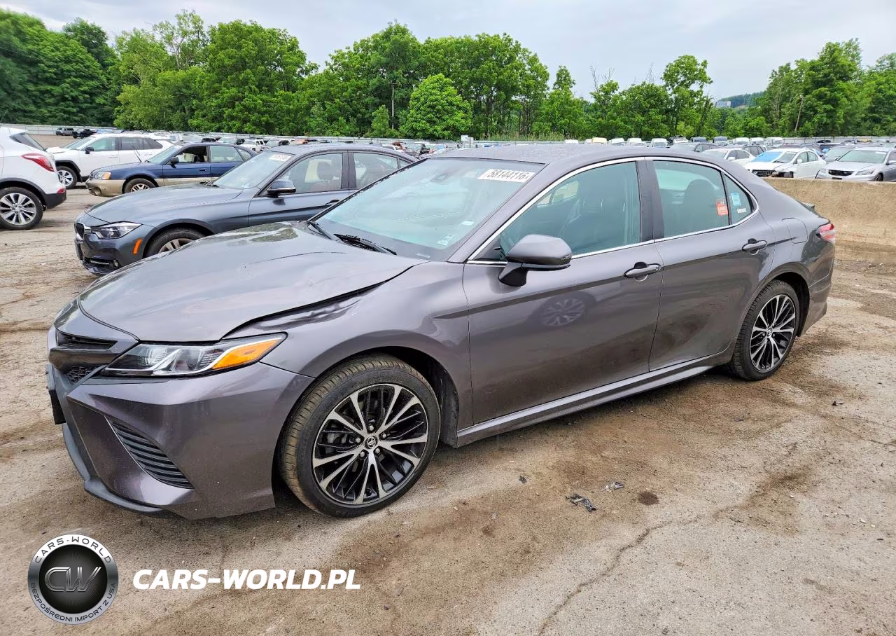 2020 Toyota Camry Se – zdjęcie 1 z 12