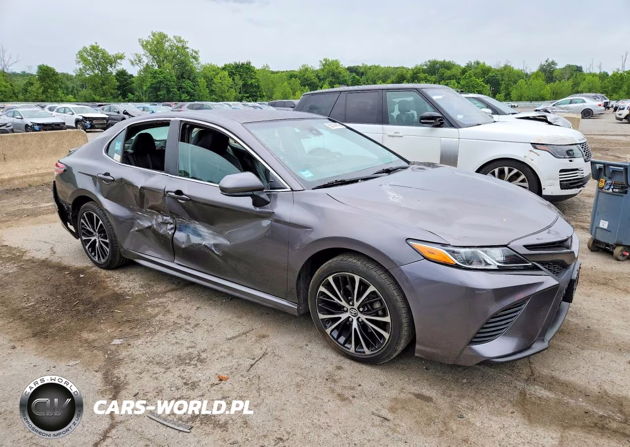 2020 Toyota Camry Se VIN:4T1G11AK6LU325519 - 4