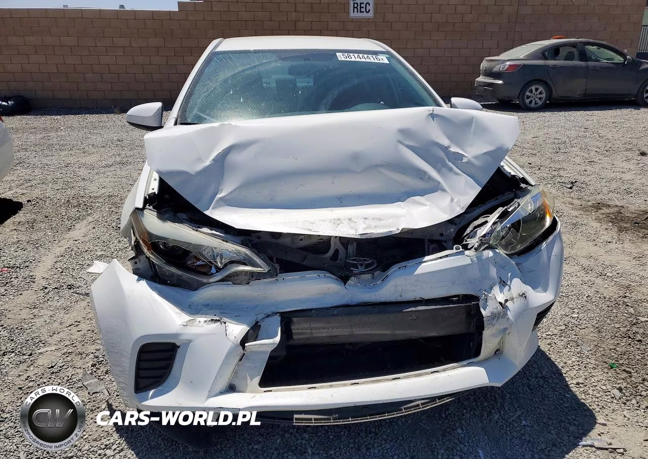 2015 Toyota Corolla Le VIN:5YFBURHE9FP286012 - 5