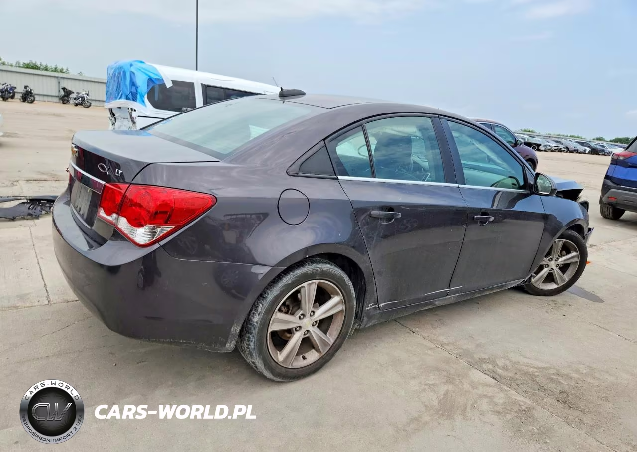 2015 Chevrolet Cruze Lt VIN:1G1PE5SBXF7229824 - 3