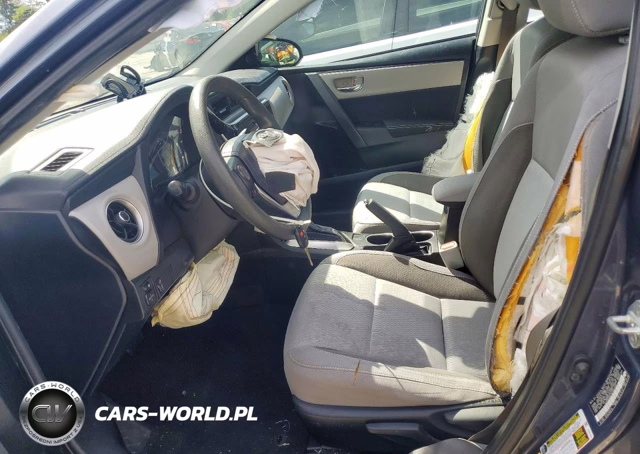 2019 Toyota Corolla Le VIN:5YFBURHE1KP935344 - 7