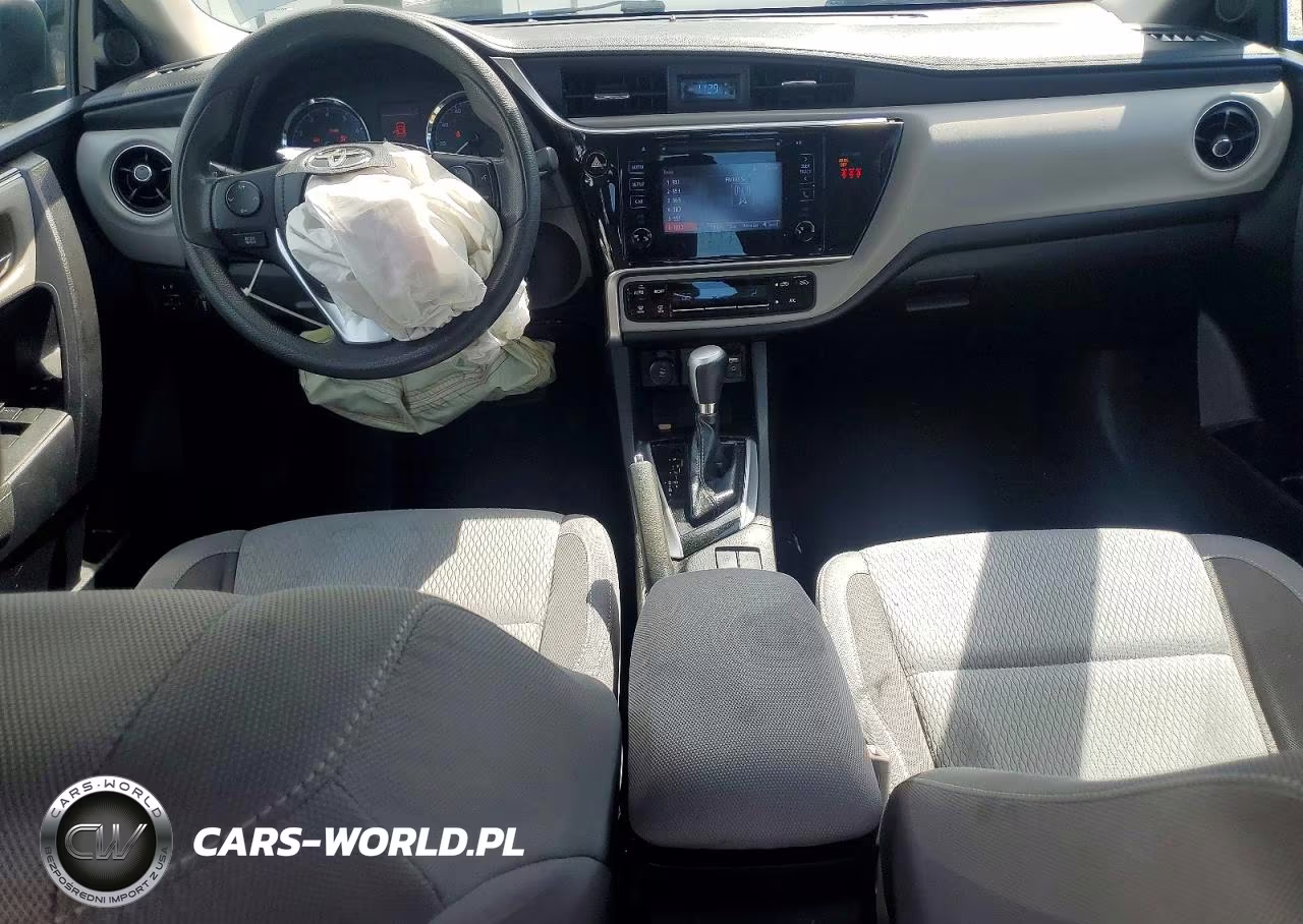 2019 Toyota Corolla Le VIN:5YFBURHE1KP935344 - 8