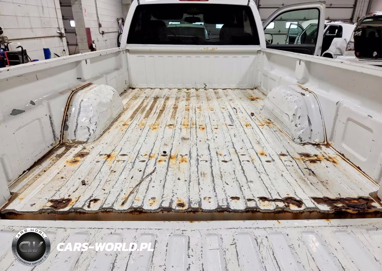 2005 Chevrolet Silverado K1500 VIN:1GCEK14V45Z266233 - 10