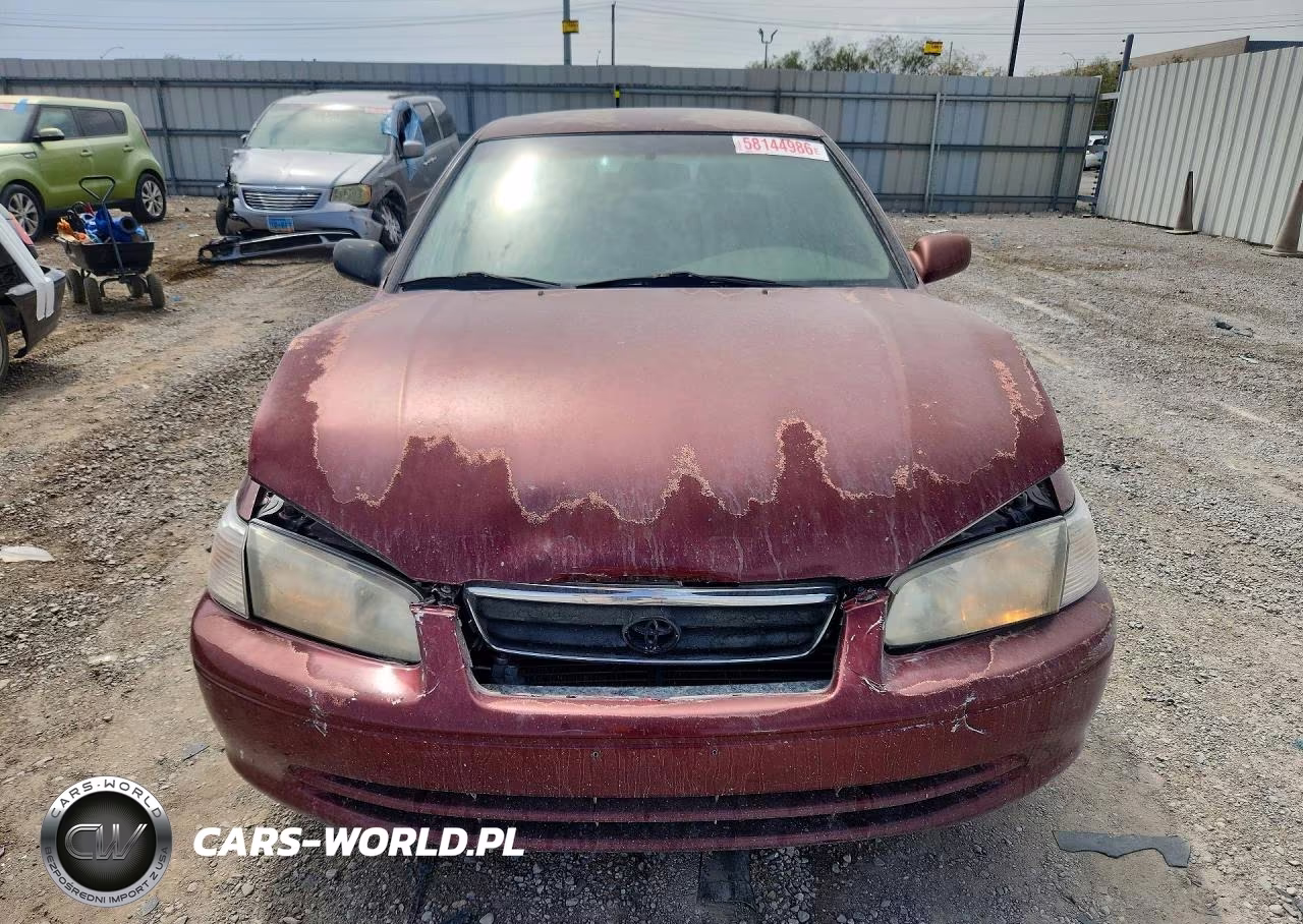 2000 Toyota Camry Le VIN:4T1BG22K3YU926729 - 5