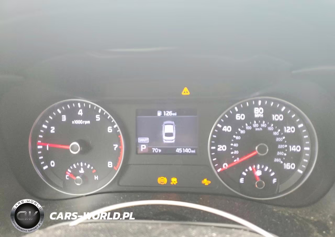 2019 Kia Forte Lxs VIN:3KPF24AD2KE071496 - 9