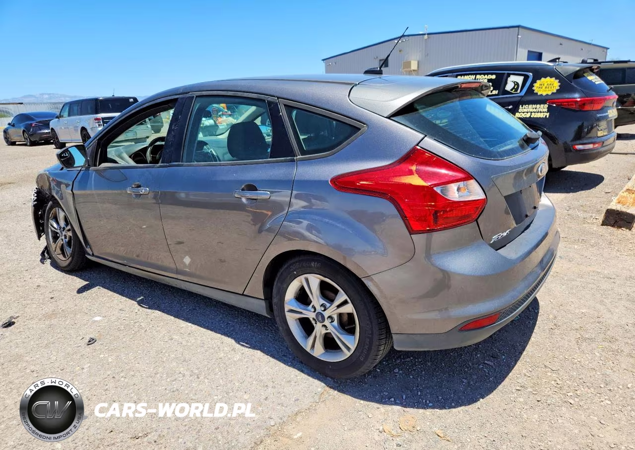 2014 Ford Focus Se VIN:1FADP3K29EL400180 - 2