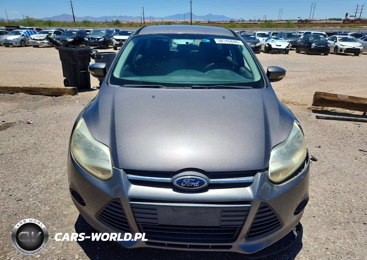 2014 Ford Focus Se VIN:1FADP3K29EL400180 - 5