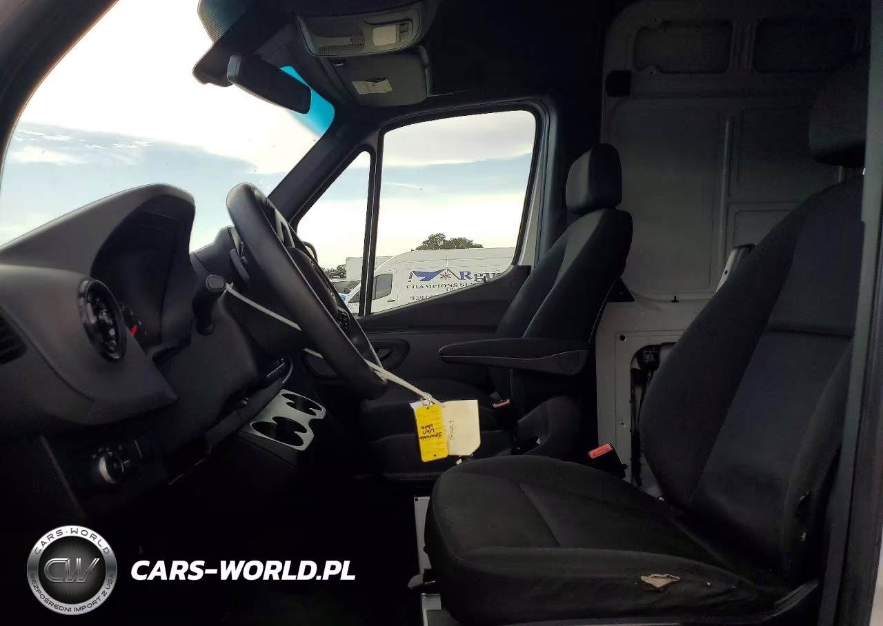 2021 Mercedes-Benz Sprinter 2500 Delivery Van VIN:W1W40CHY5MT052343 - 7