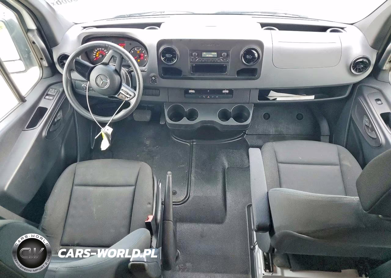 2021 Mercedes-Benz Sprinter 2500 Delivery Van VIN:W1W40CHY5MT052343 - 8