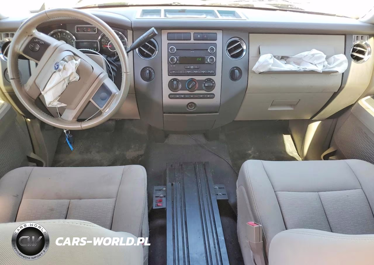 2010 Ford Expedition Xlt VIN:1FMJU1G54AEB56896 - 8