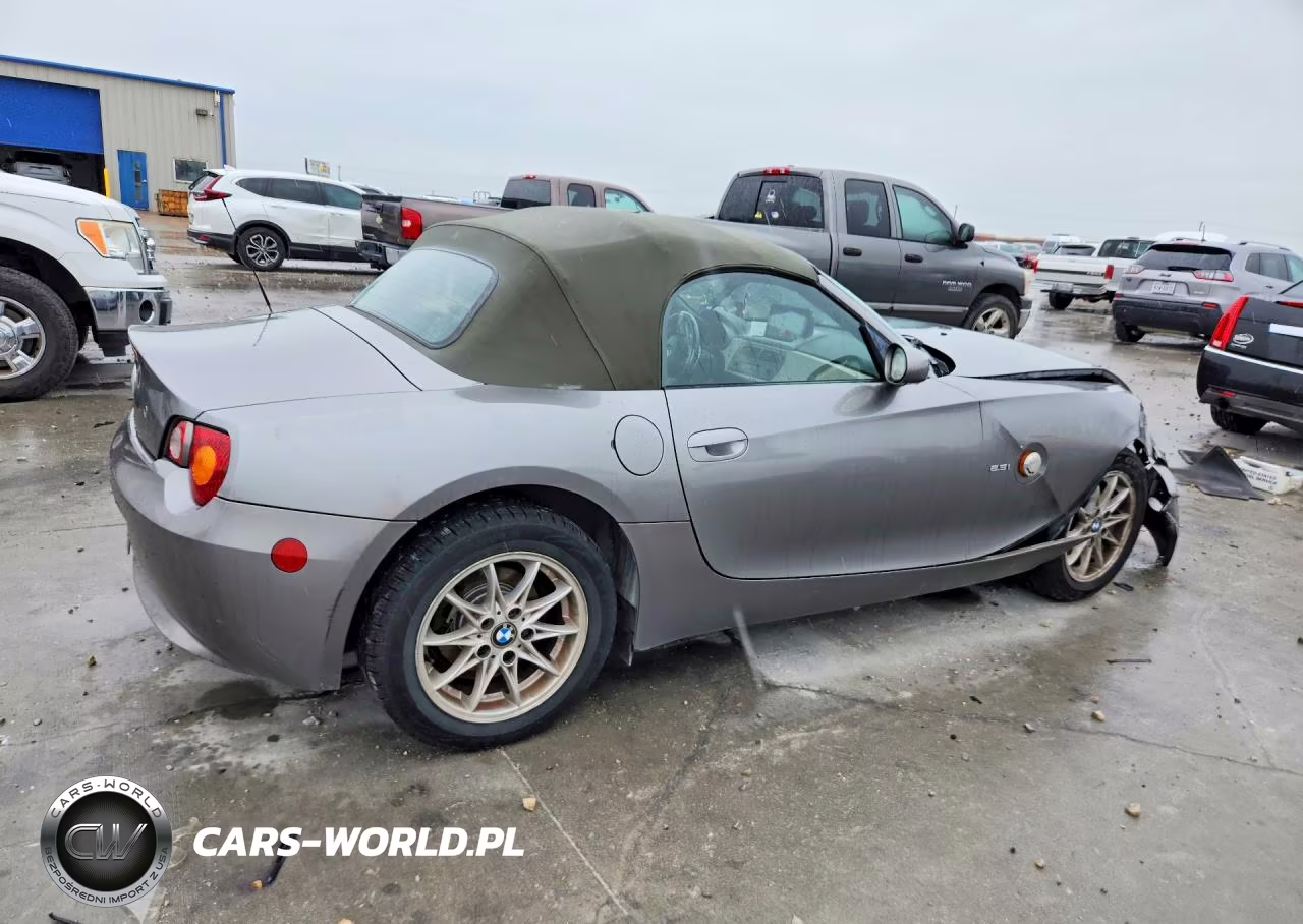 2004 BMW Z4 2.5 VIN:4USBT33554LR68473 - 3