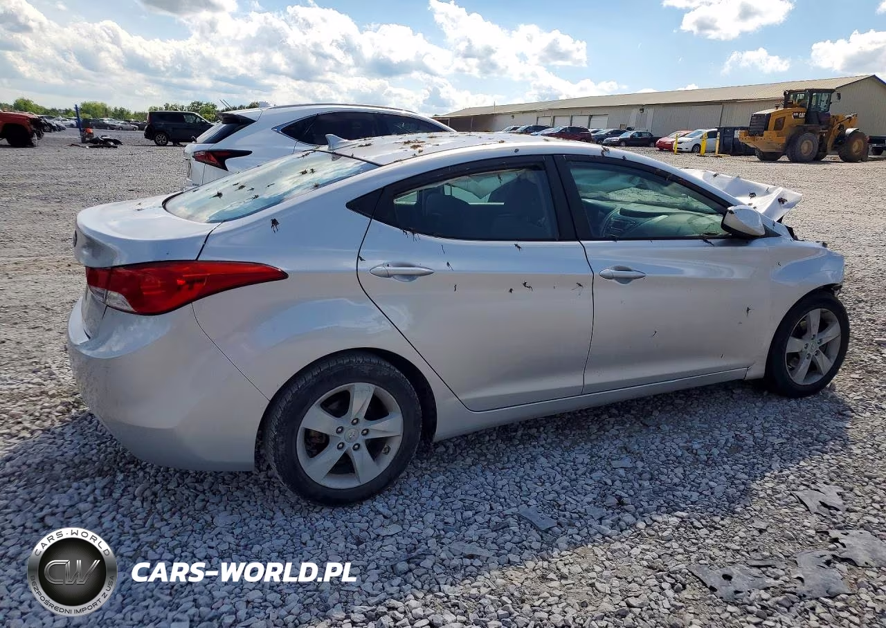 2013 Hyundai Elantra Gls VIN:KMHDH4AE3DU787581 - 3