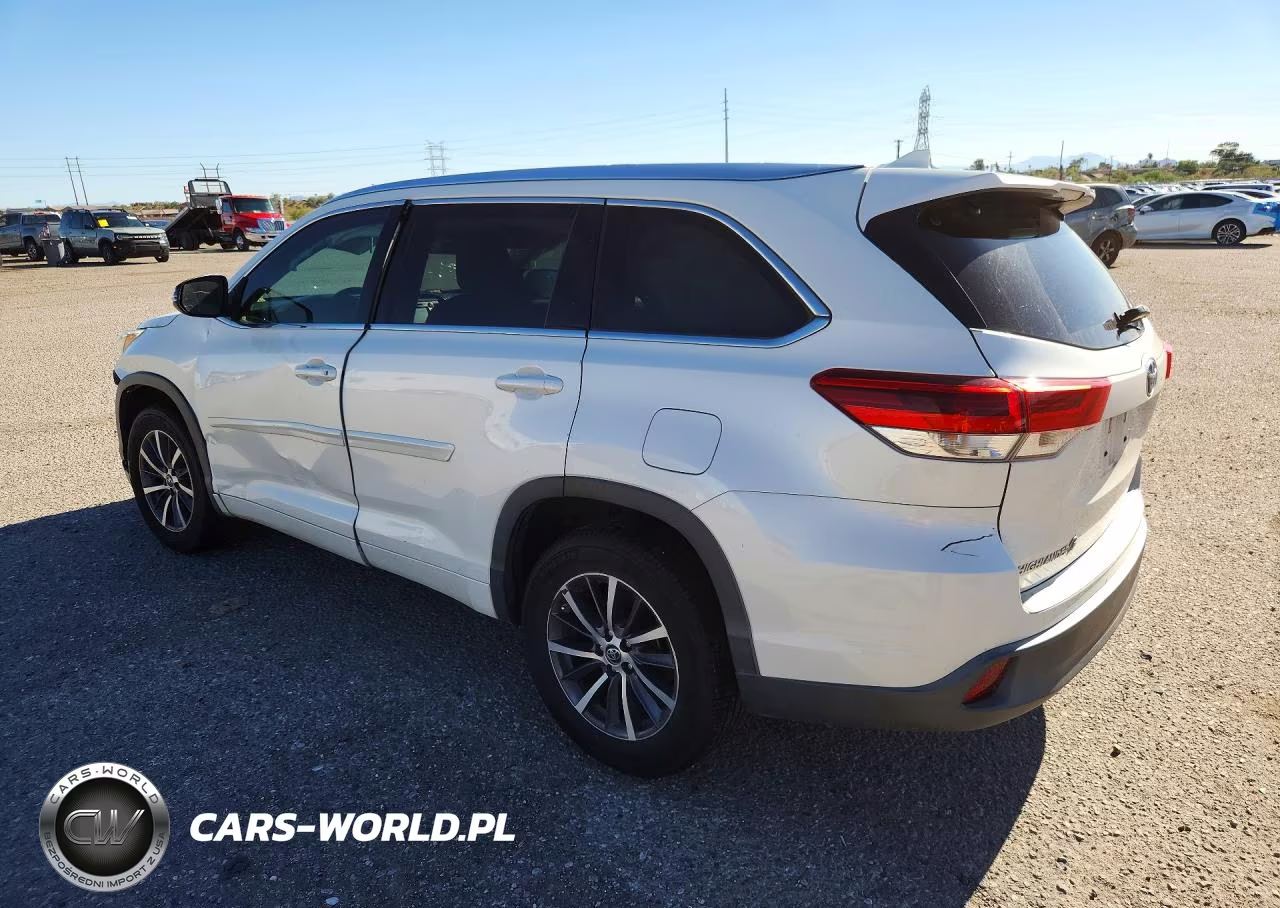2017 Toyota Highlander Xle VIN:5TDKZRFH2HS517941 - 2