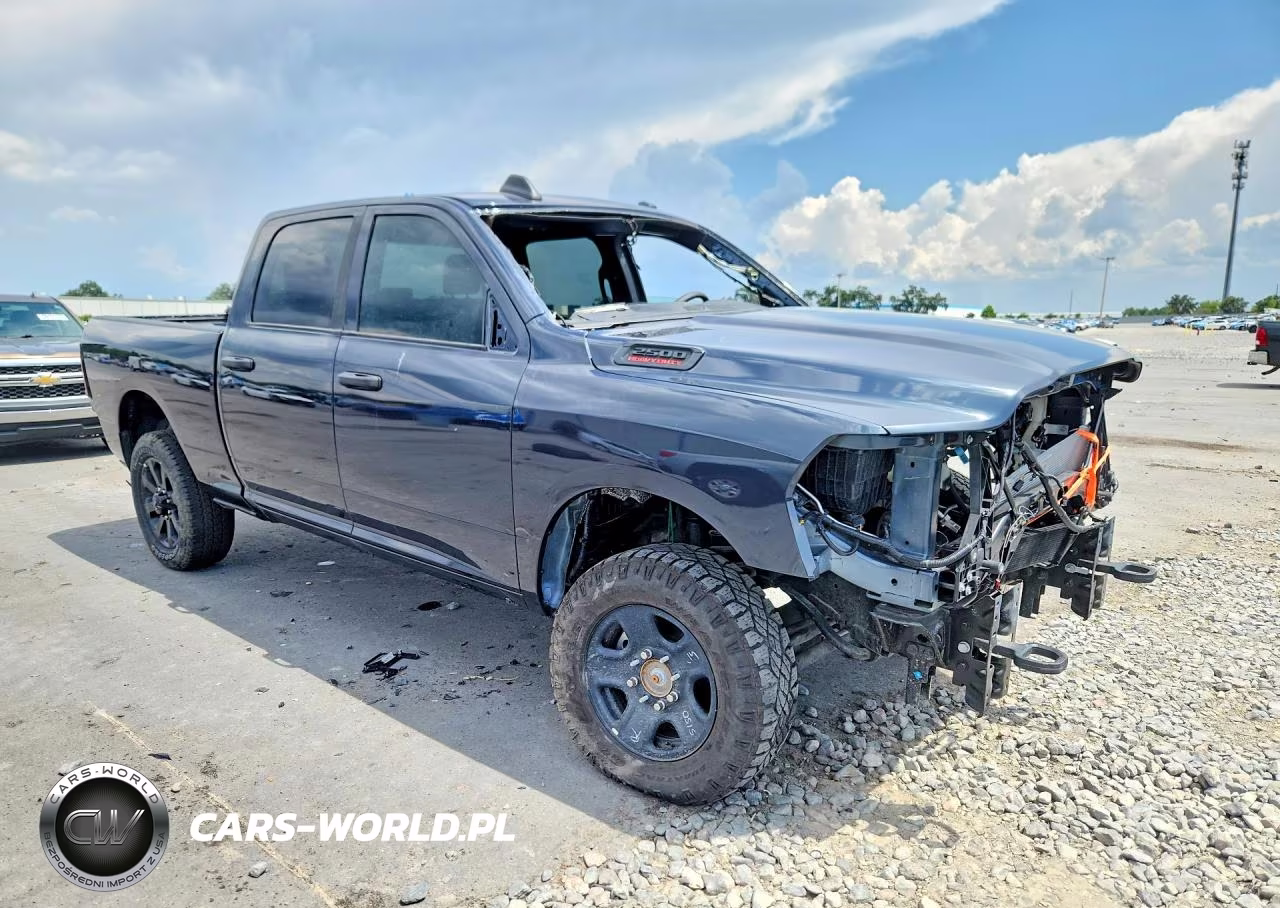 2025 Ram 2500 Big Horn VIN:3C6UR5DJ7SG583048 - 4