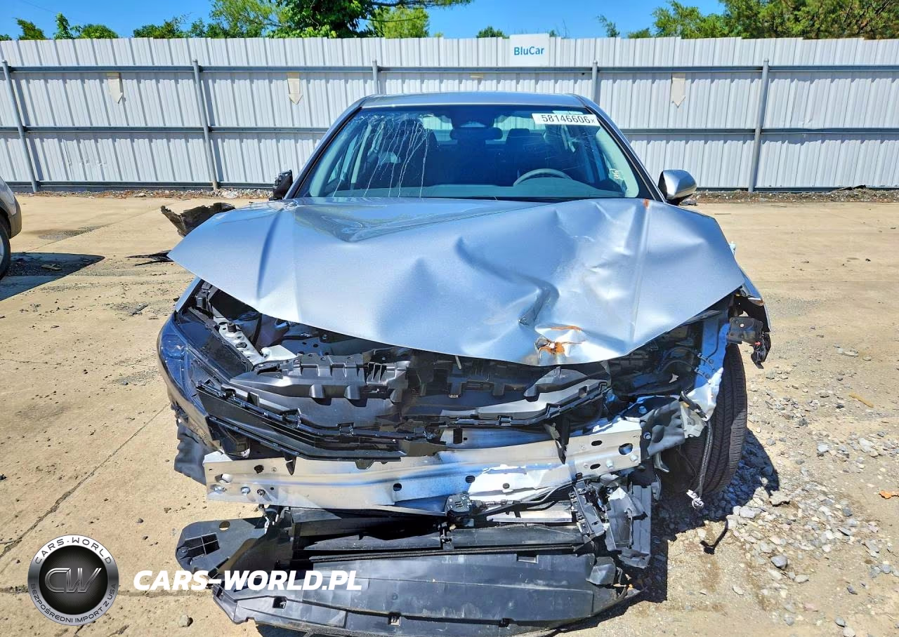 2026 Toyota Camry Le VIN:4T1DAACK5TU210104 - 5