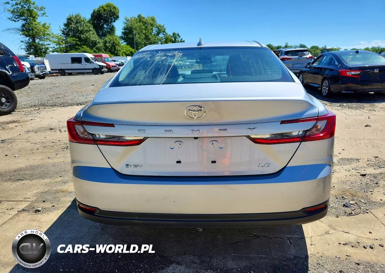 2026 Toyota Camry Le VIN:4T1DAACK5TU210104 - 6