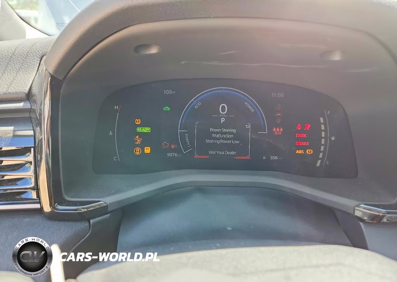 2026 Toyota Camry Le VIN:4T1DAACK5TU210104 - 9