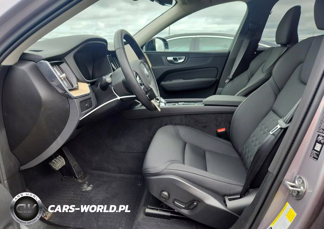 2026 Volvo Xc60 Plus VIN:YV4M12RC3T1422220 - 7