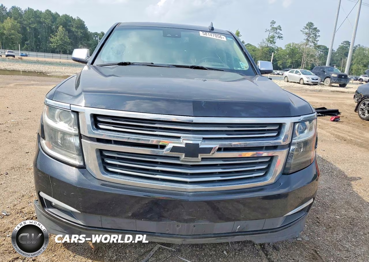 2018 Chevrolet Suburban K1500 Premier VIN:1GNSKJKC8JR189906 - 5