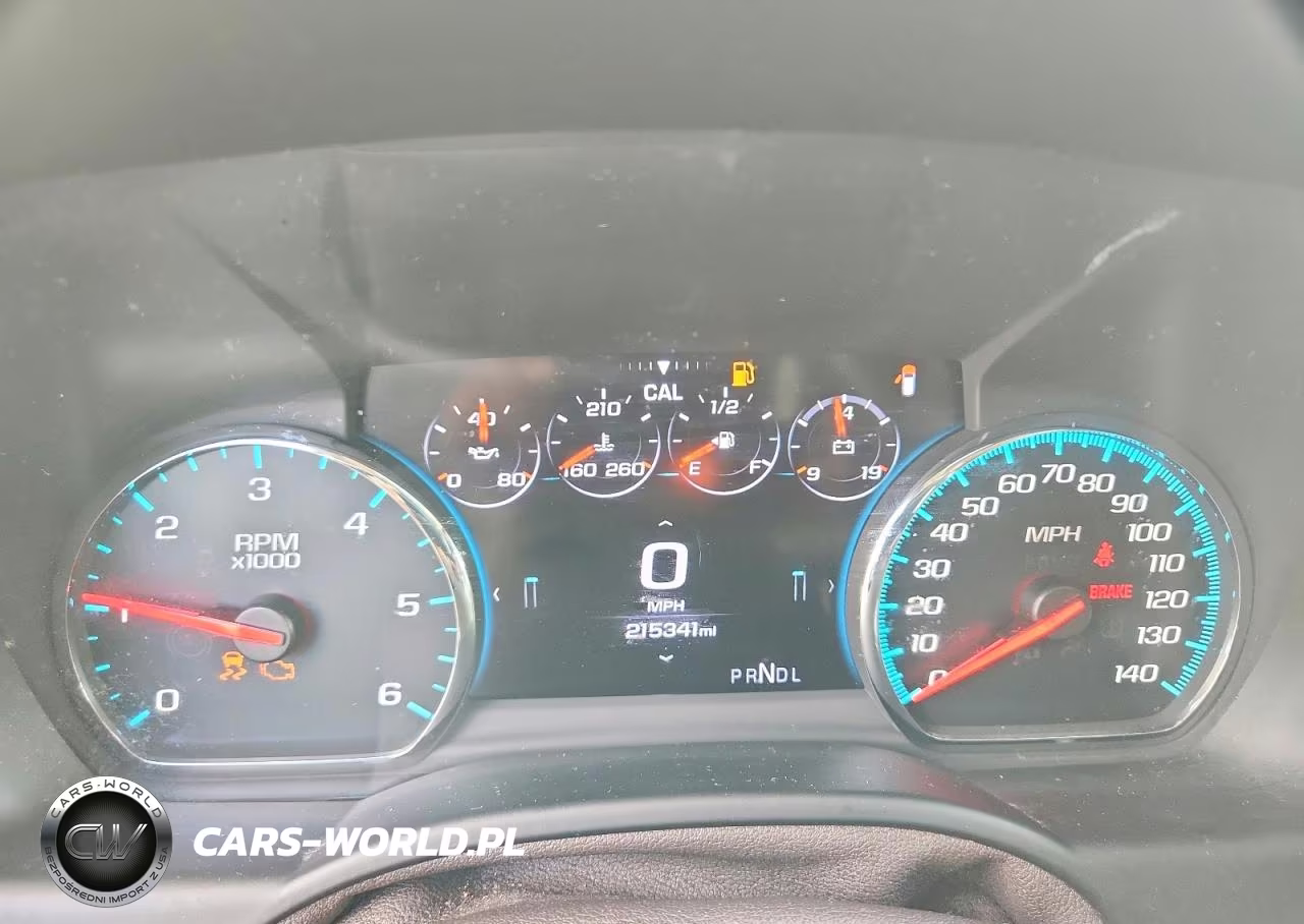 2018 Chevrolet Suburban K1500 Premier VIN:1GNSKJKC8JR189906 - 9