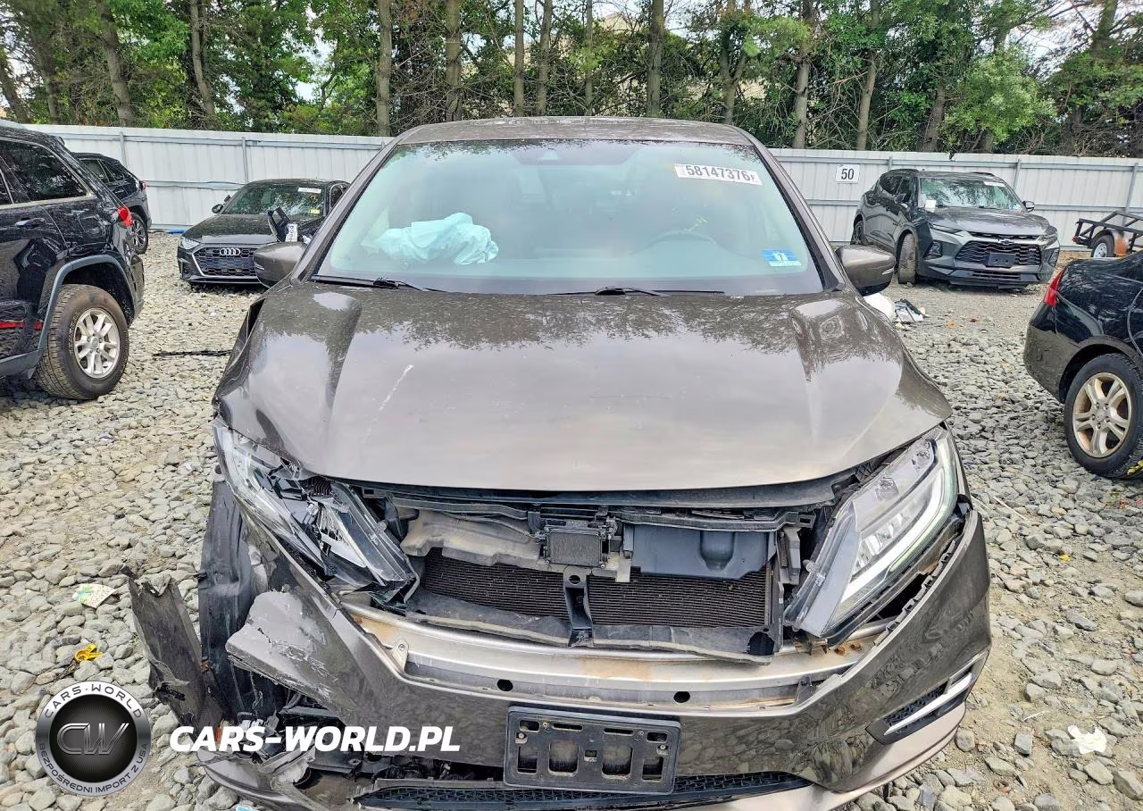 2019 Honda Odyssey Touring VIN:5FNRL6H87KB016275 - 5