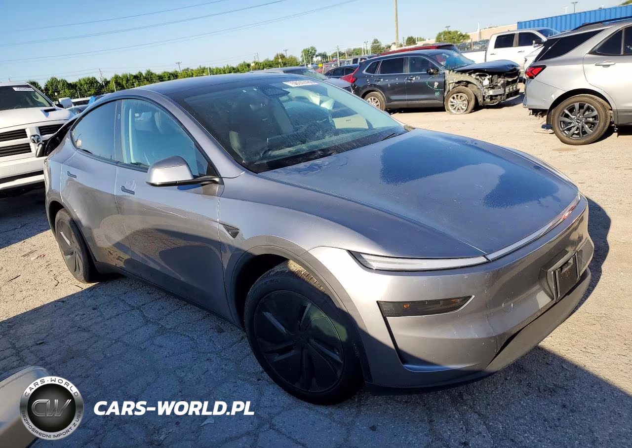 2026 Tesla Model Y VIN:7SAYGDEE8TF569617 - 4
