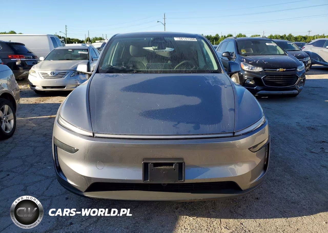 2026 Tesla Model Y VIN:7SAYGDEE8TF569617 - 5