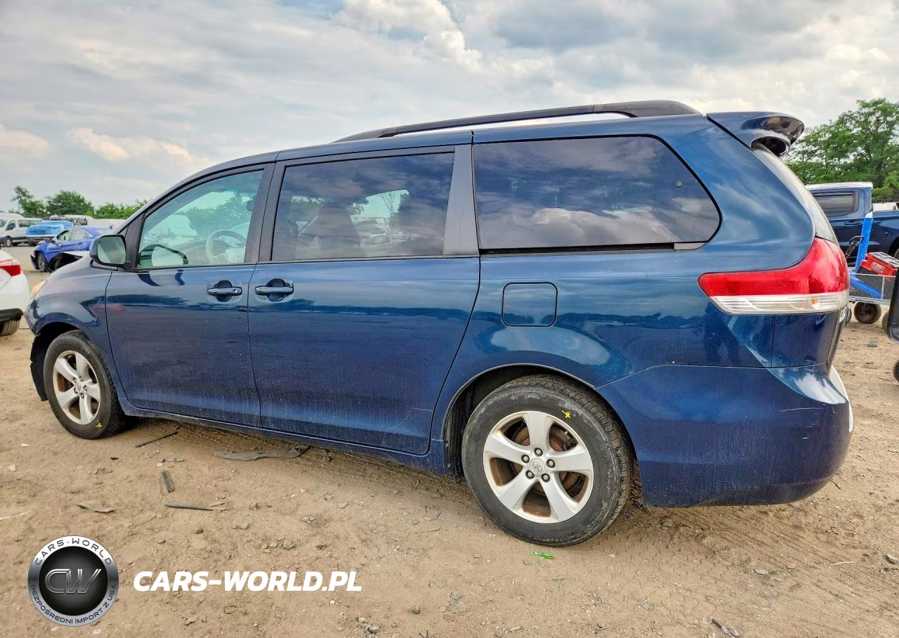 2012 Toyota Sienna Le VIN:5TDKK3DC0CS188366 - 2