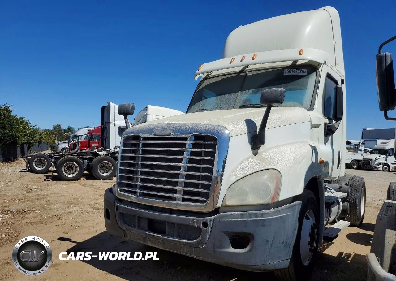 2013 Freightliner Cascadia 1 - Semi Truck VIN:1FUJGEDV4DSBV1125 - 2