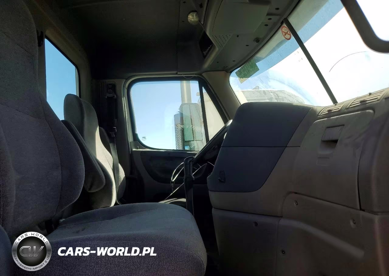 2013 Freightliner Cascadia 1 - Semi Truck VIN:1FUJGEDV4DSBV1125 - 5
