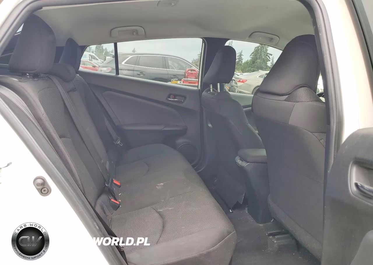 2020 Toyota Prius L Eco VIN:JTDKARFUXL3106429 - 11